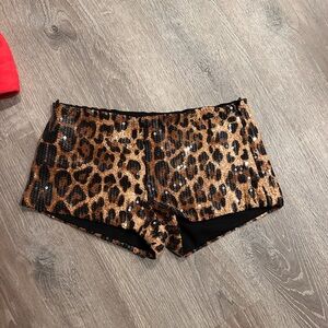 Leopard Print edited Sequin Women Shorts